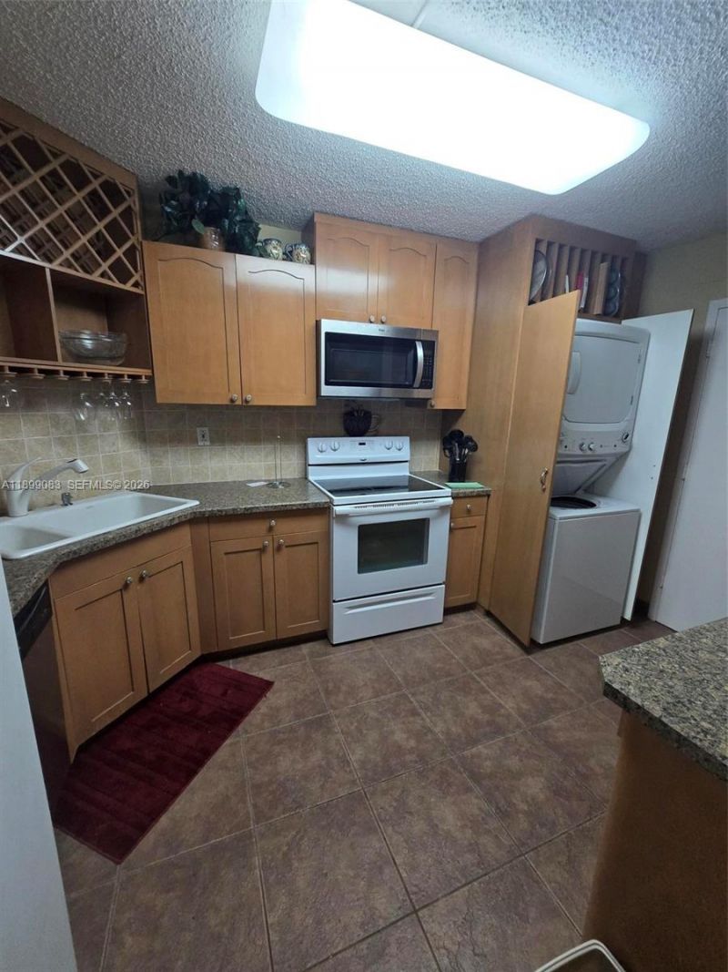 4020 Galt Ocean Dr, Unit 203, Fort Lauderdale, FL 33308 Photo