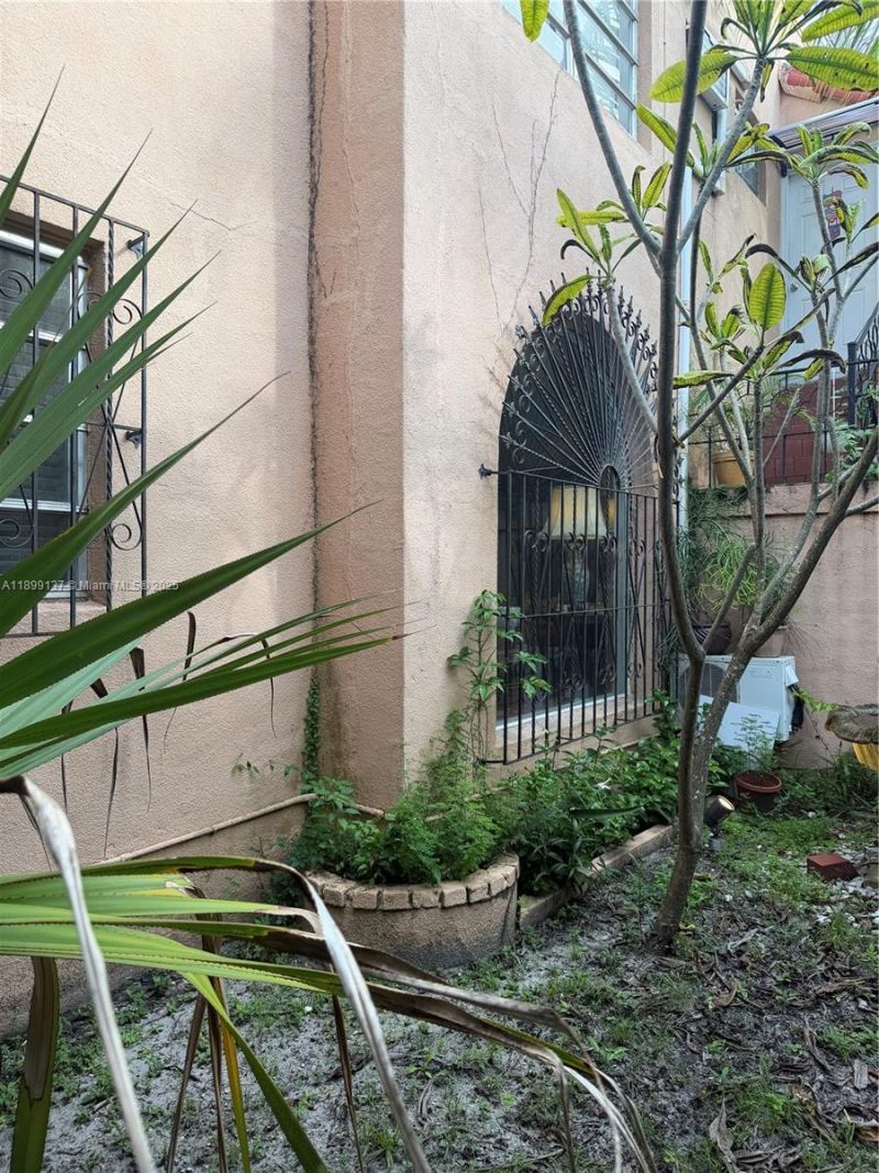 901 SW 19th Ave, Miami, FL 33135 Photo