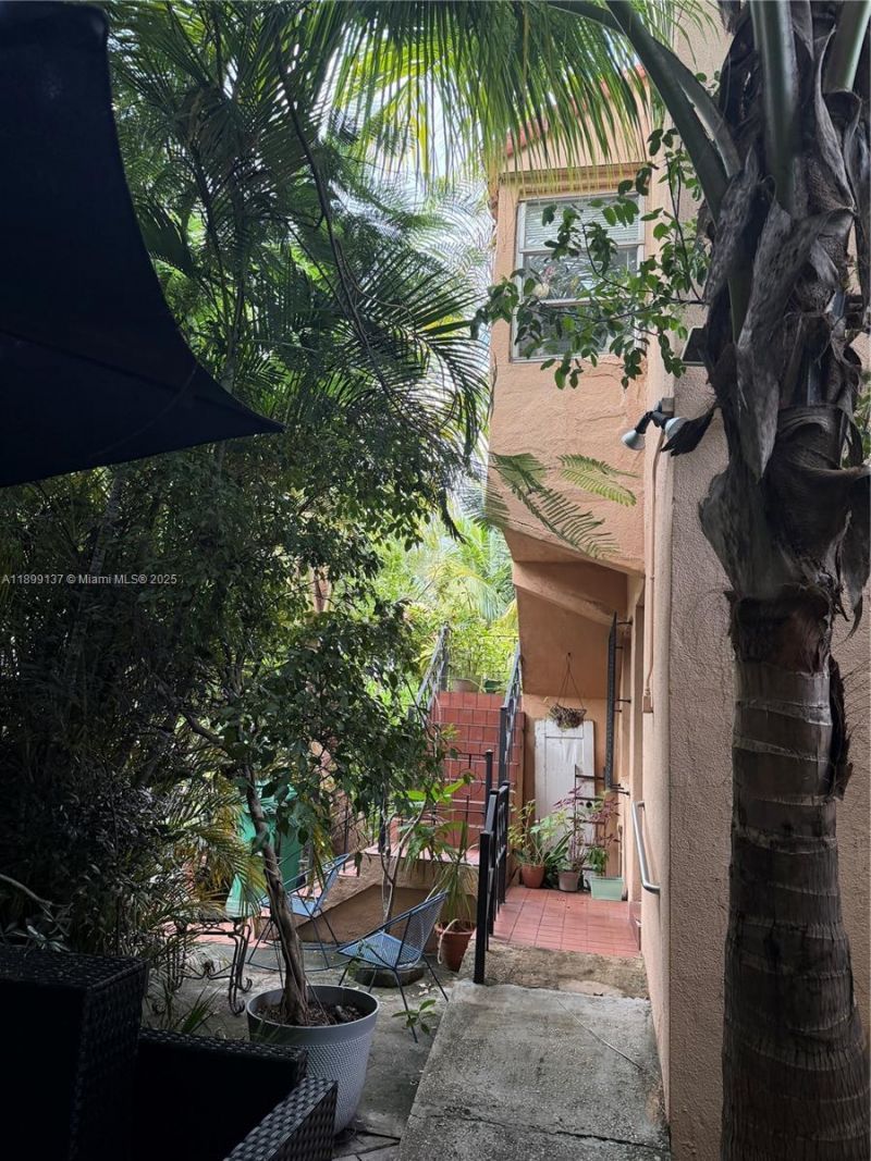 901 SW 19th Ave, Miami, FL 33135 Photo