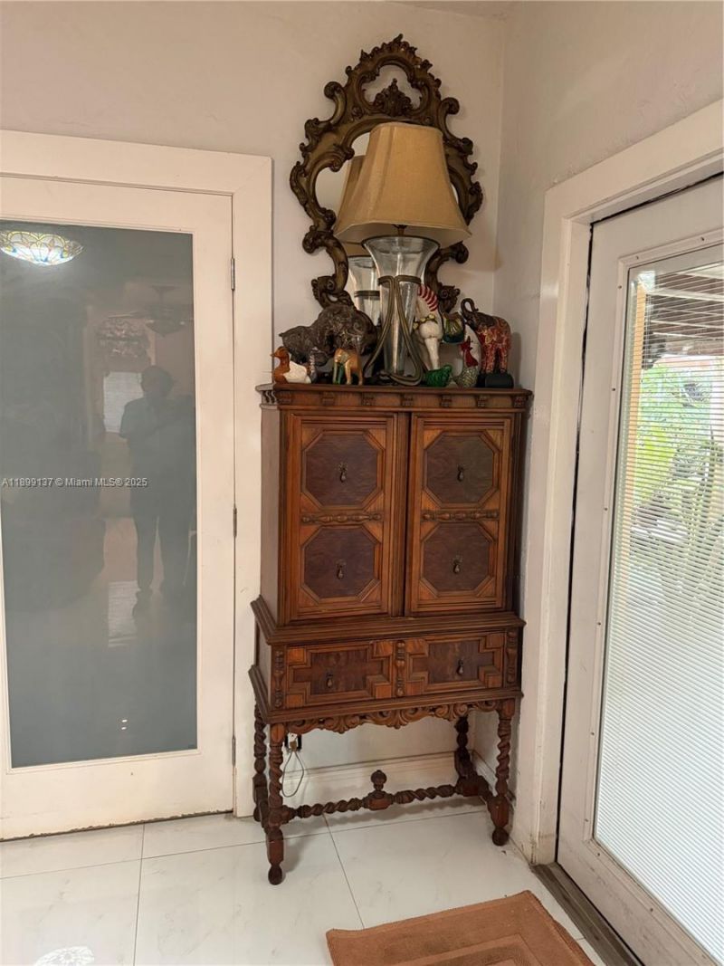 901 SW 19th Ave, Miami, FL 33135 Photo