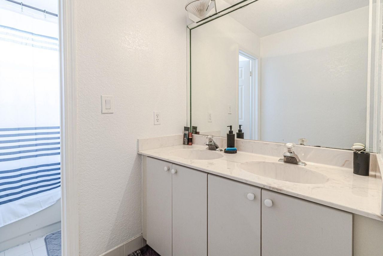 13063 NW 11th Court, Sunrise, FL 33323 Photo