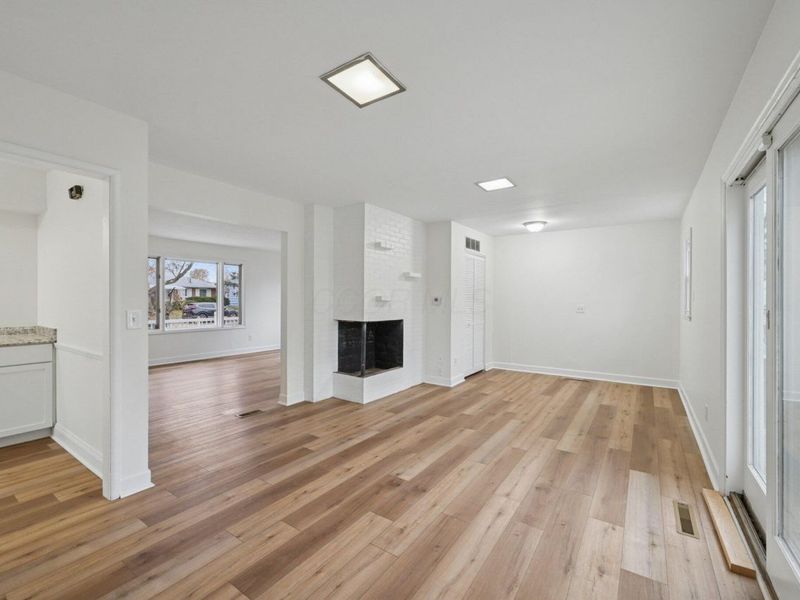 218 Darbyhurst Road, Columbus, OH 43228 Photo 13