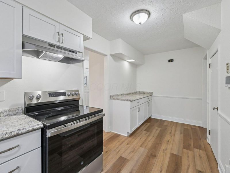 218 Darbyhurst Road, Columbus, OH 43228 Photo 16