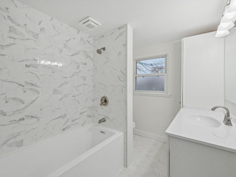 218 Darbyhurst Road, Columbus, OH 43228 Photo 22