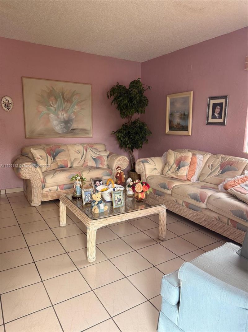 36 E 17th St, Hialeah, FL 33010 Photo