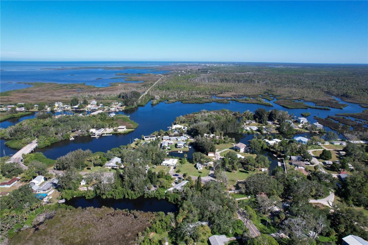 18905 Aripeka Road, Hudson, FL 34667 Photo
