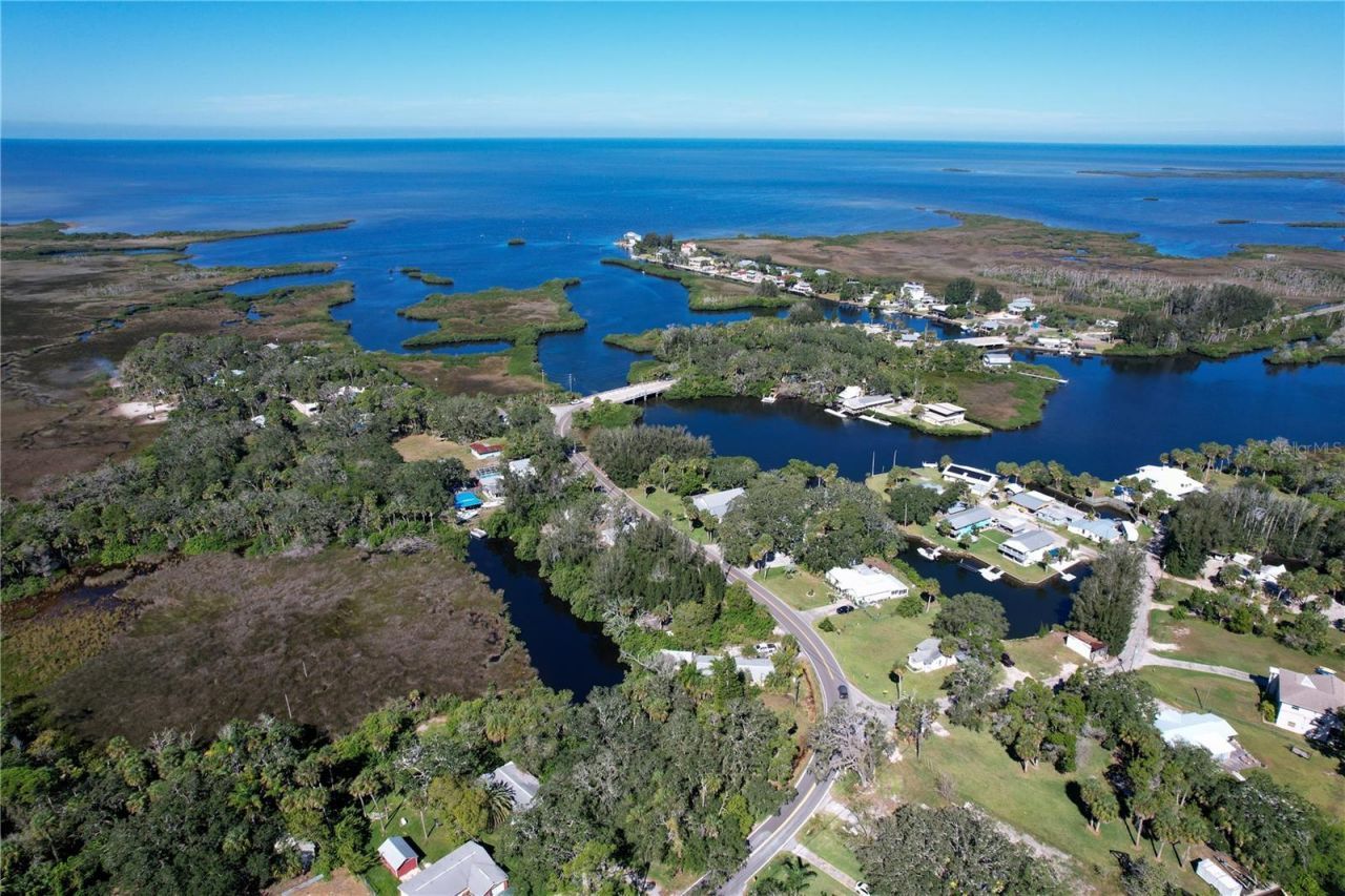 18905 Aripeka Road, Hudson, FL 34667 Photo