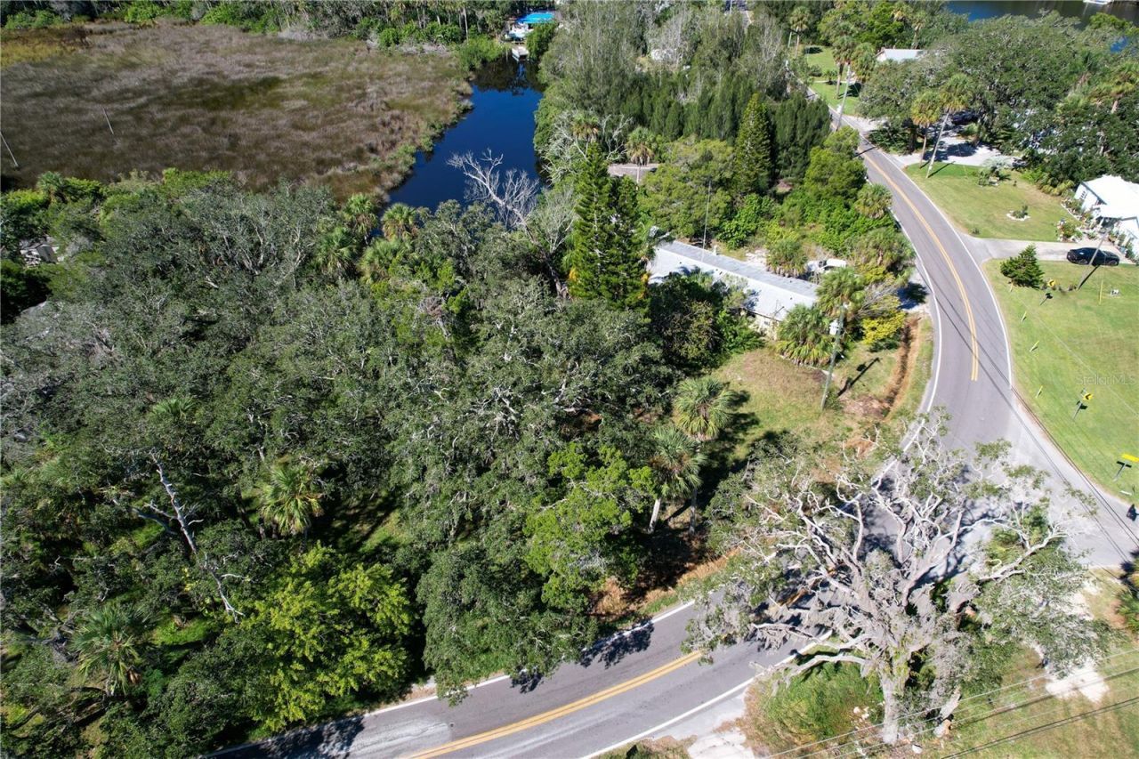 18905 Aripeka Road, Hudson, FL 34667 Photo