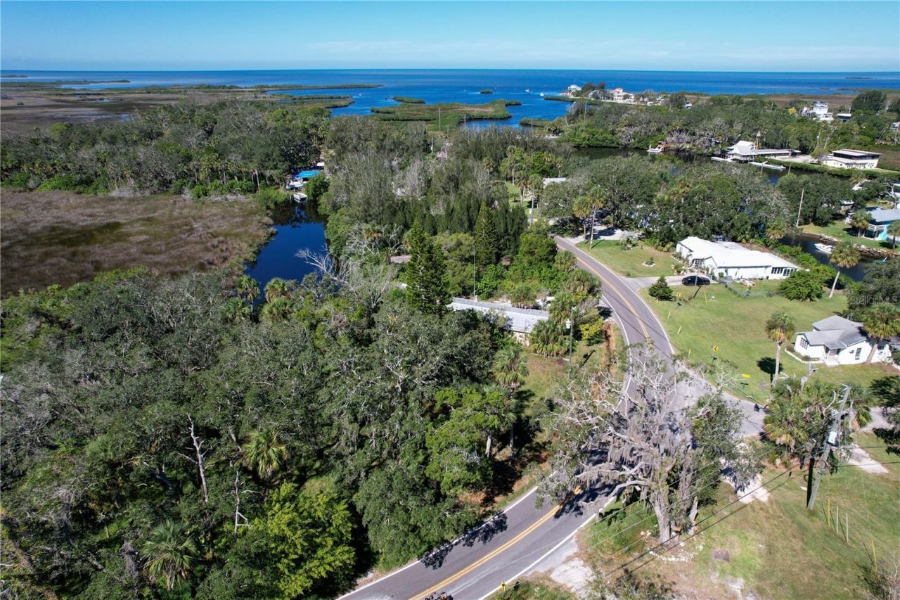 18905 Aripeka Road, Hudson, FL 34667 Photo