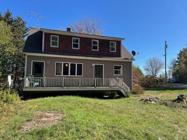 17 Stanley Lane, Swans Island, ME 04685