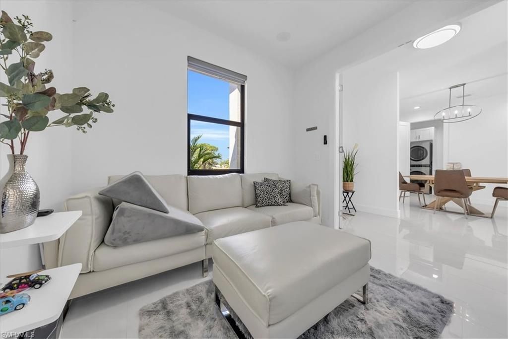 363 Paisley Ave, Lehigh Acres, FL 33974 Photo