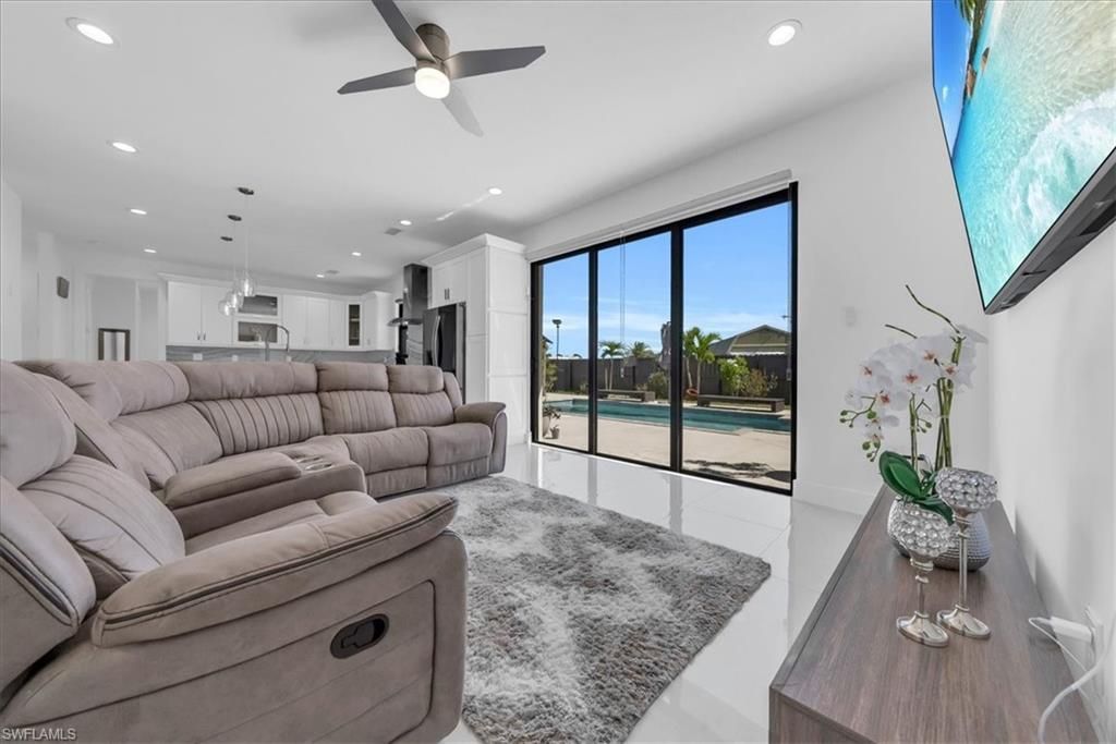 363 Paisley Ave, Lehigh Acres, FL 33974 Photo