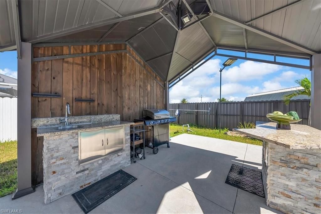 363 Paisley Ave, Lehigh Acres, FL 33974 Photo