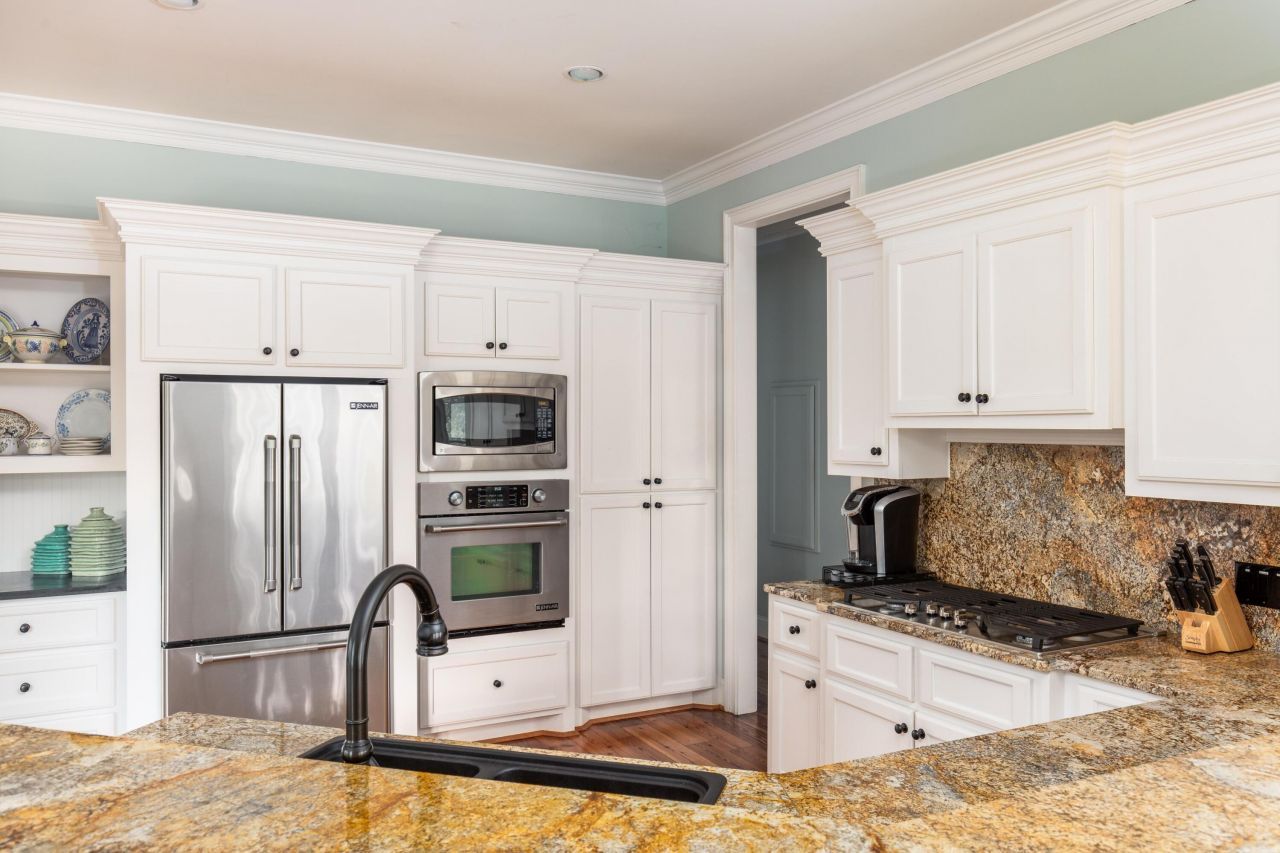 406 E Ashley Avenue Photo 10