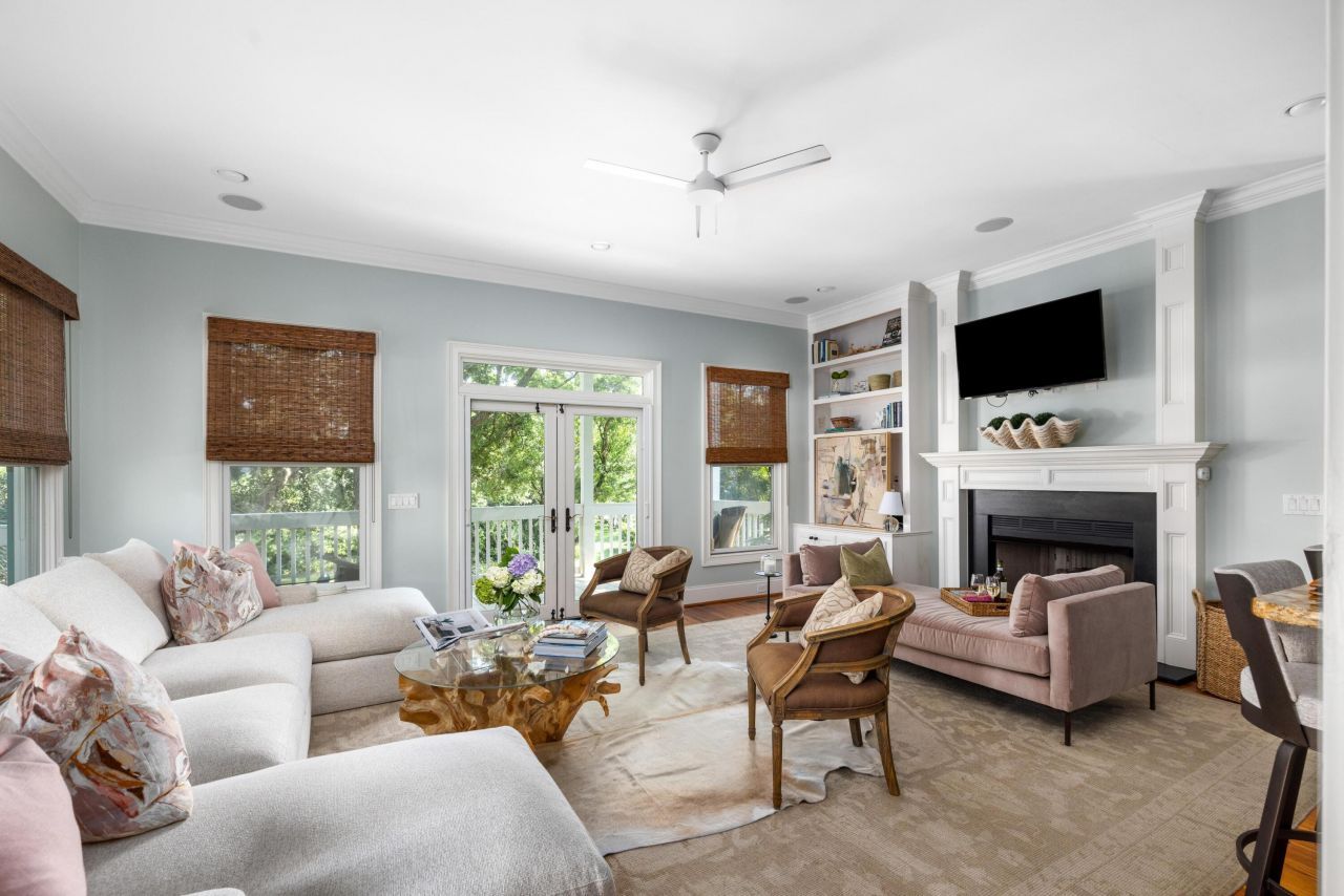 406 E Ashley Avenue Photo 5