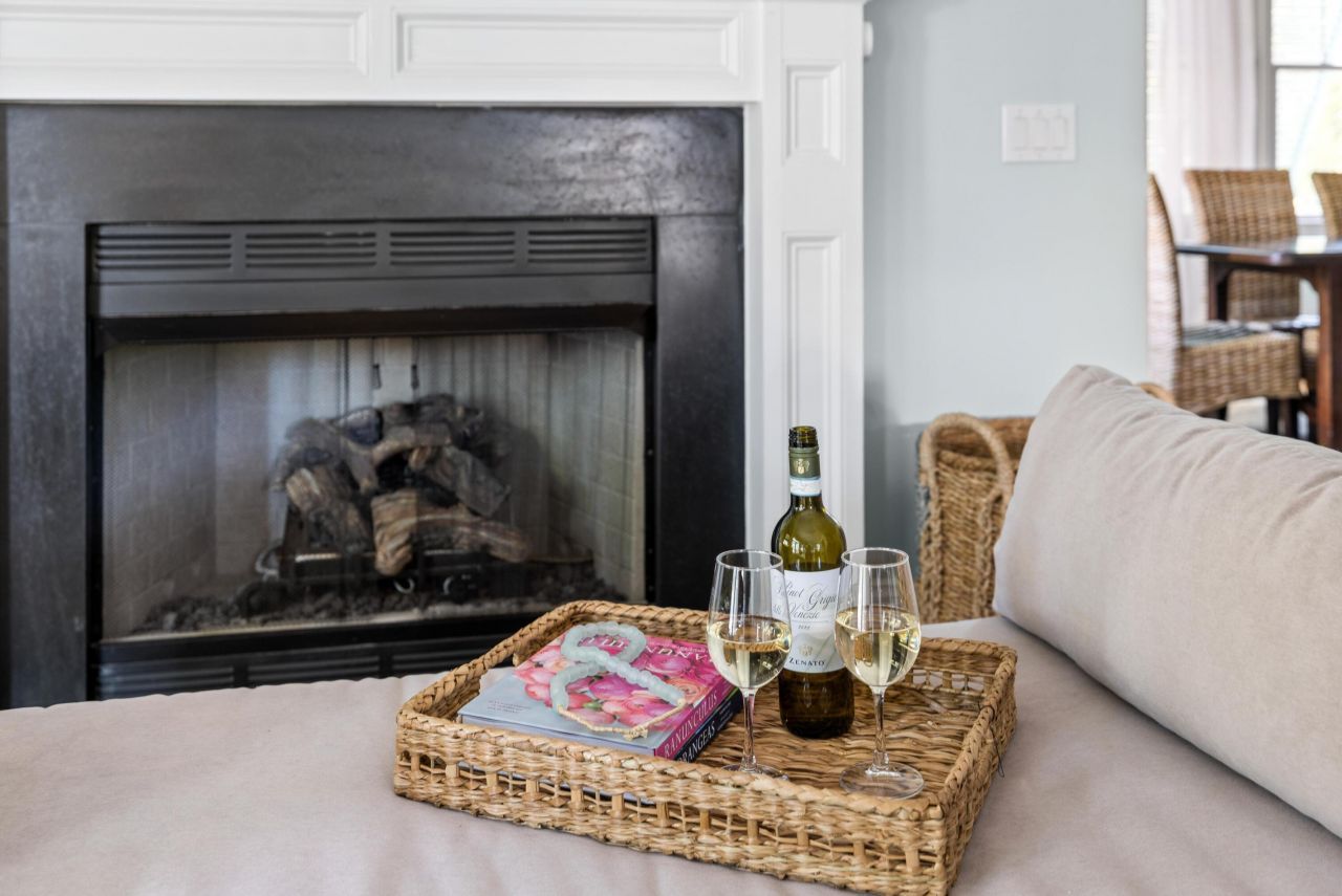 406 E Ashley Avenue Photo 9