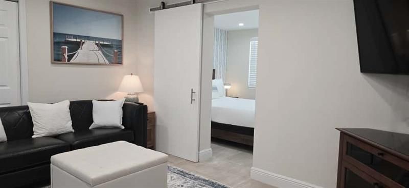 1215 NE 13th Avenue, Fort Lauderdale, FL 33304 Photo