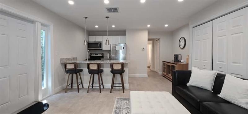 1215 NE 13th Avenue, Fort Lauderdale, FL 33304 Photo