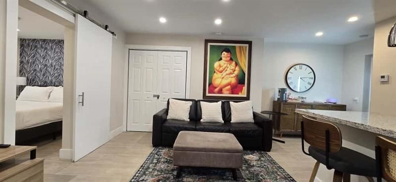 1215 NE 13th Avenue, Fort Lauderdale, FL 33304 Photo