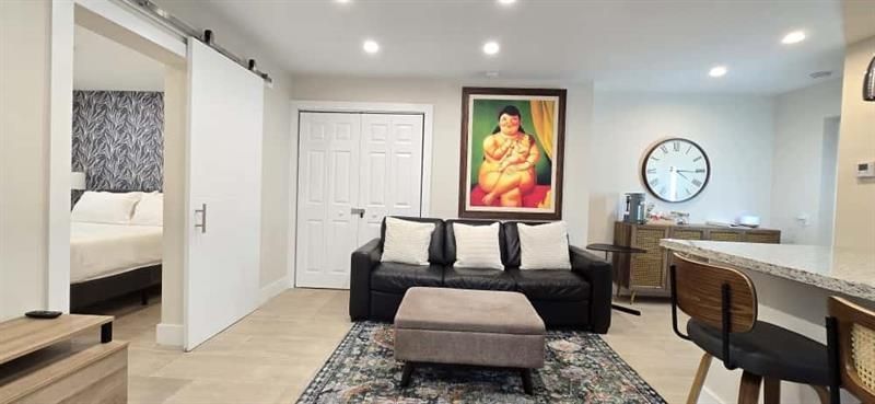 1215 NE 13th Avenue, Fort Lauderdale, FL 33304 Photo