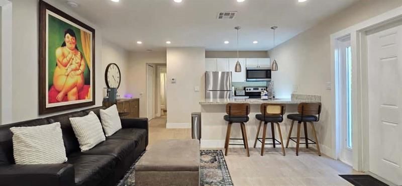 1215 NE 13th Avenue, Fort Lauderdale, FL 33304 Photo