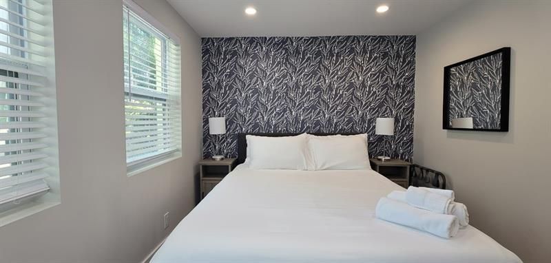 1215 NE 13th Avenue, Fort Lauderdale, FL 33304 Photo