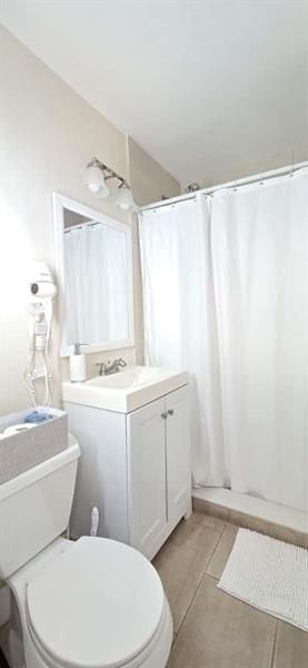 1215 NE 13th Avenue, Fort Lauderdale, FL 33304 Photo