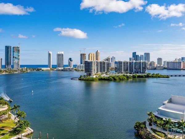 3330 NE 190th St, Unit 1610, Aventura, FL 33180