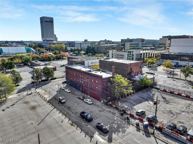 1740 E 17th Street, Cleveland, OH 44114 Photo 3