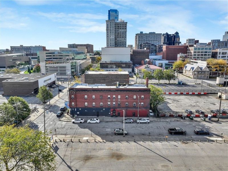 1740 E 17th Street, Cleveland, OH 44114 Photo 4