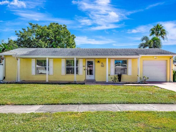 2601 39TH STREET W, BRADENTON, FL 34205