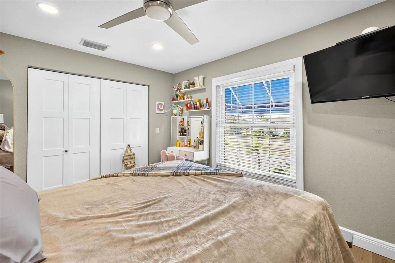 745 Pinellas Bayway S, Unit 302, Tierra Verde, FL 33715 Photo