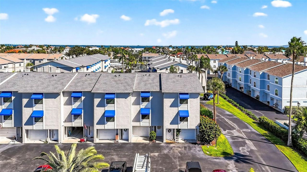745 Pinellas Bayway S, Unit 302, Tierra Verde, FL 33715 Photo