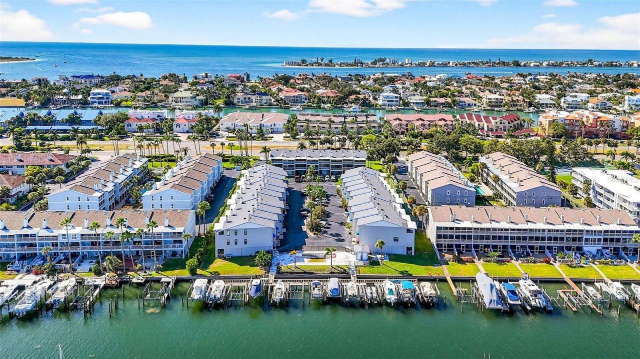 745 Pinellas Bayway S, Unit 302, Tierra Verde, FL 33715 Photo