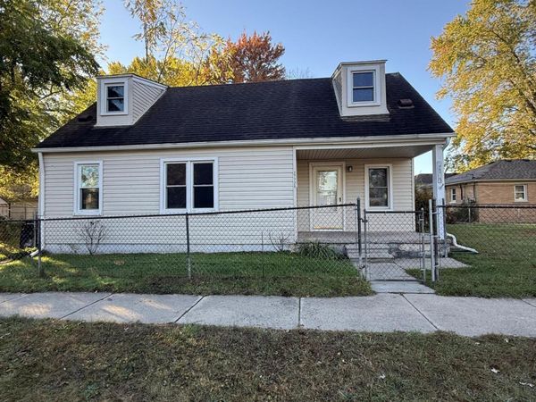 27725 Norfolk Street, Livonia, MI 48152