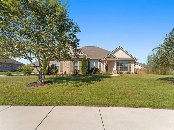 21333 Sutherland Circle, Fairhope, AL 36532