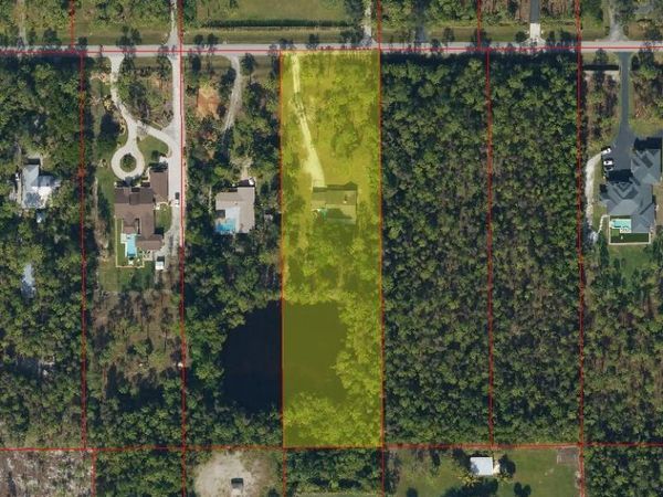 6760 Sandalwood LN, NAPLES, FL 34109