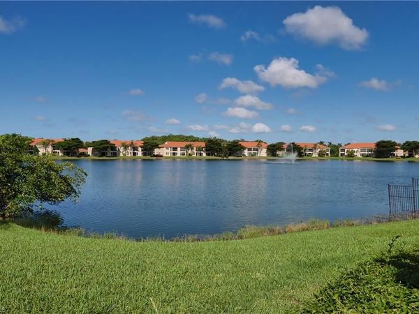 6544 Huntington Lakes CIR, Unit 9-204, NAPLES, FL 34119