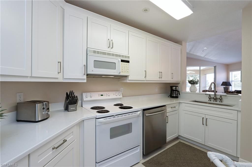6544 Huntington Lakes Cir, Unit 9-204, Naples, FL 34119 Photo