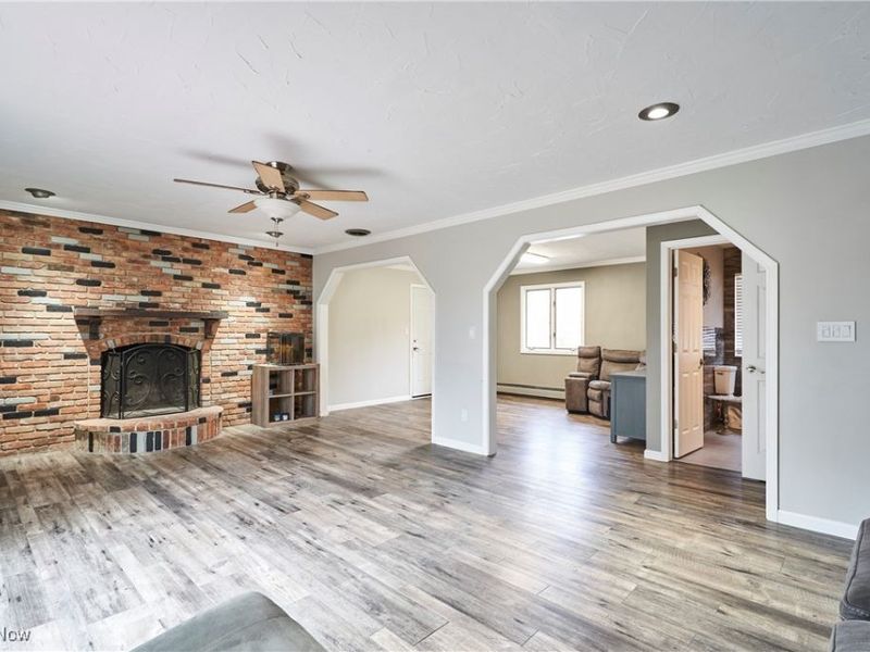 8585 Carmichael Drive, Chesterland, OH 44026 Photo 2