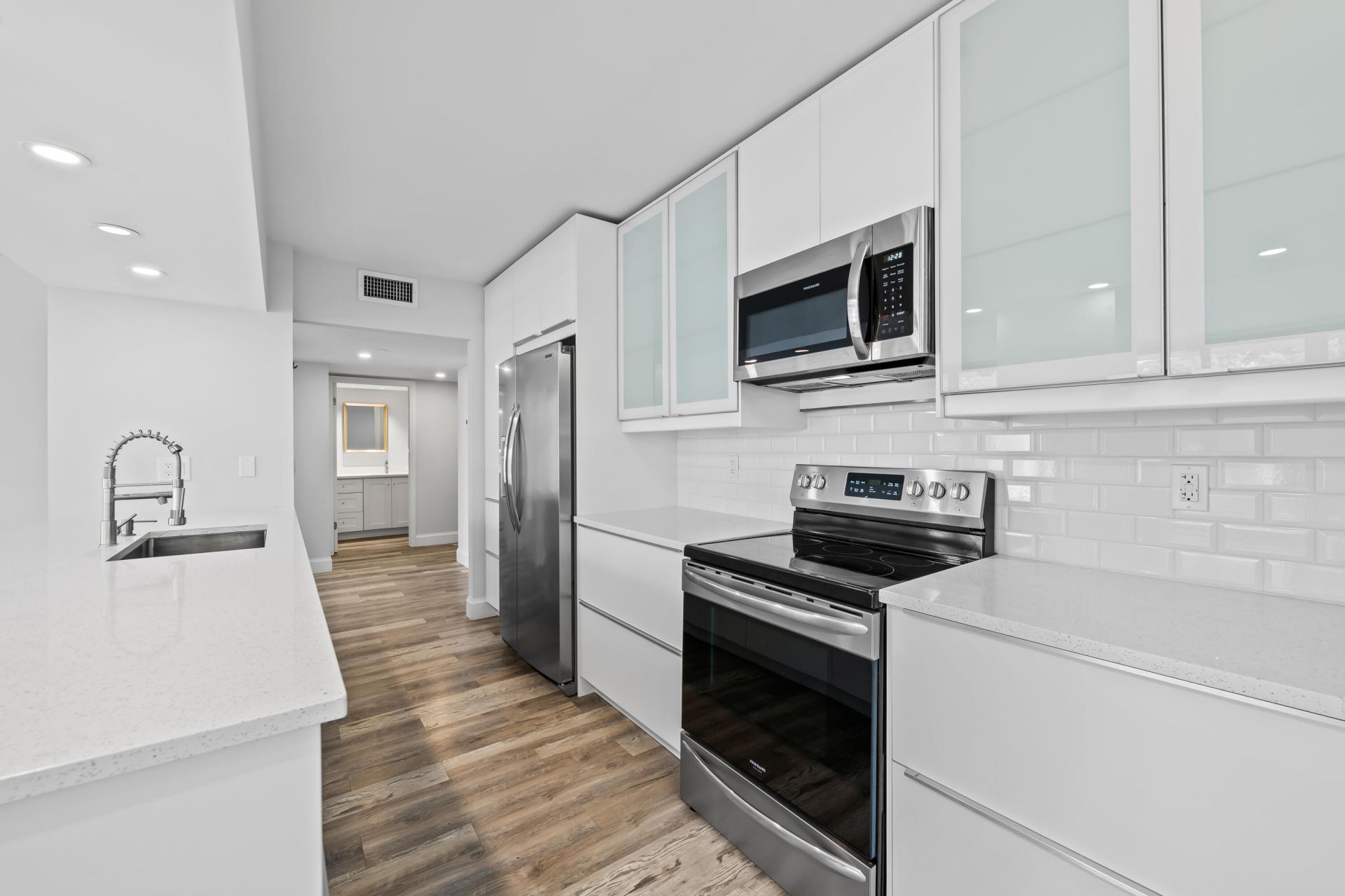 799 Jeffery Street, Unit 202, Boca Raton, FL 33487 Photo