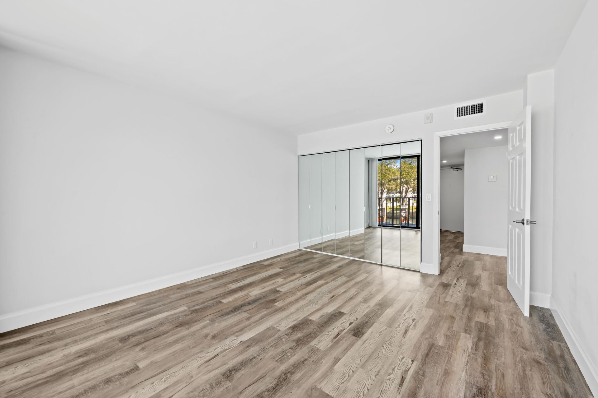 799 Jeffery Street, Unit 202, Boca Raton, FL 33487 Photo