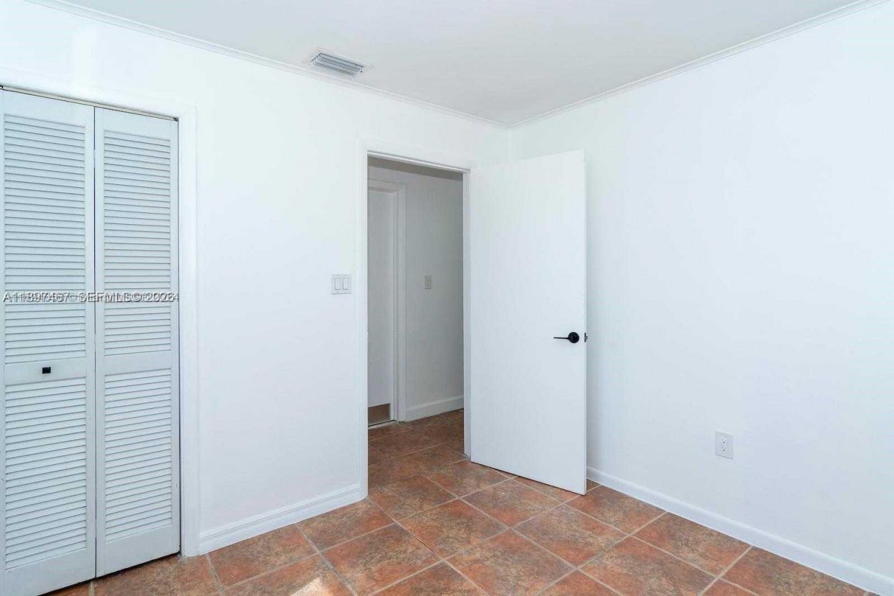 2729 SW 67th Ave, Miami, FL 33155 Photo