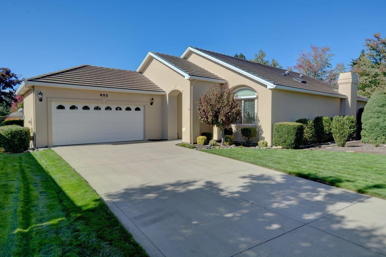 602 Summerwood Drive, Medford, OR 97504 Main Photo