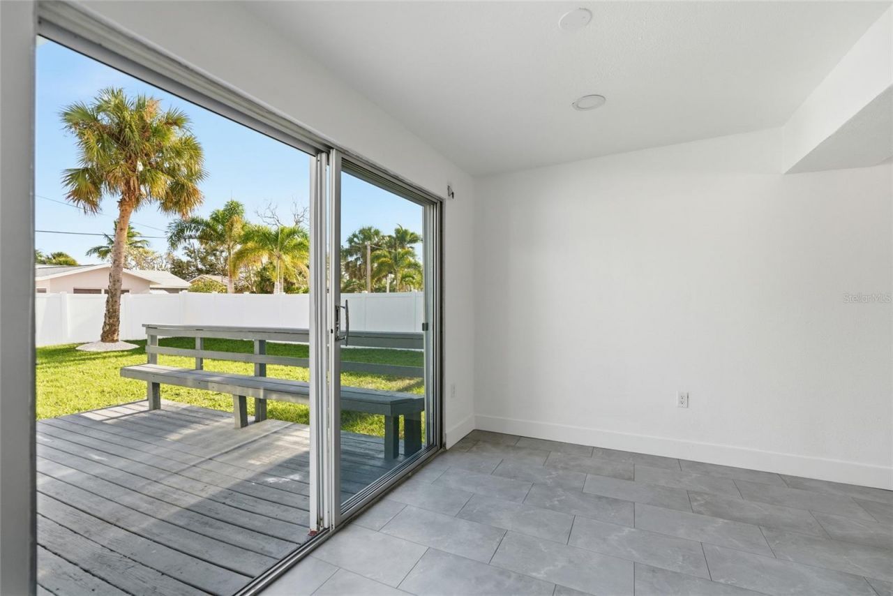 450 81st Avenue, Saint Pete Beach, FL 33706 Photo