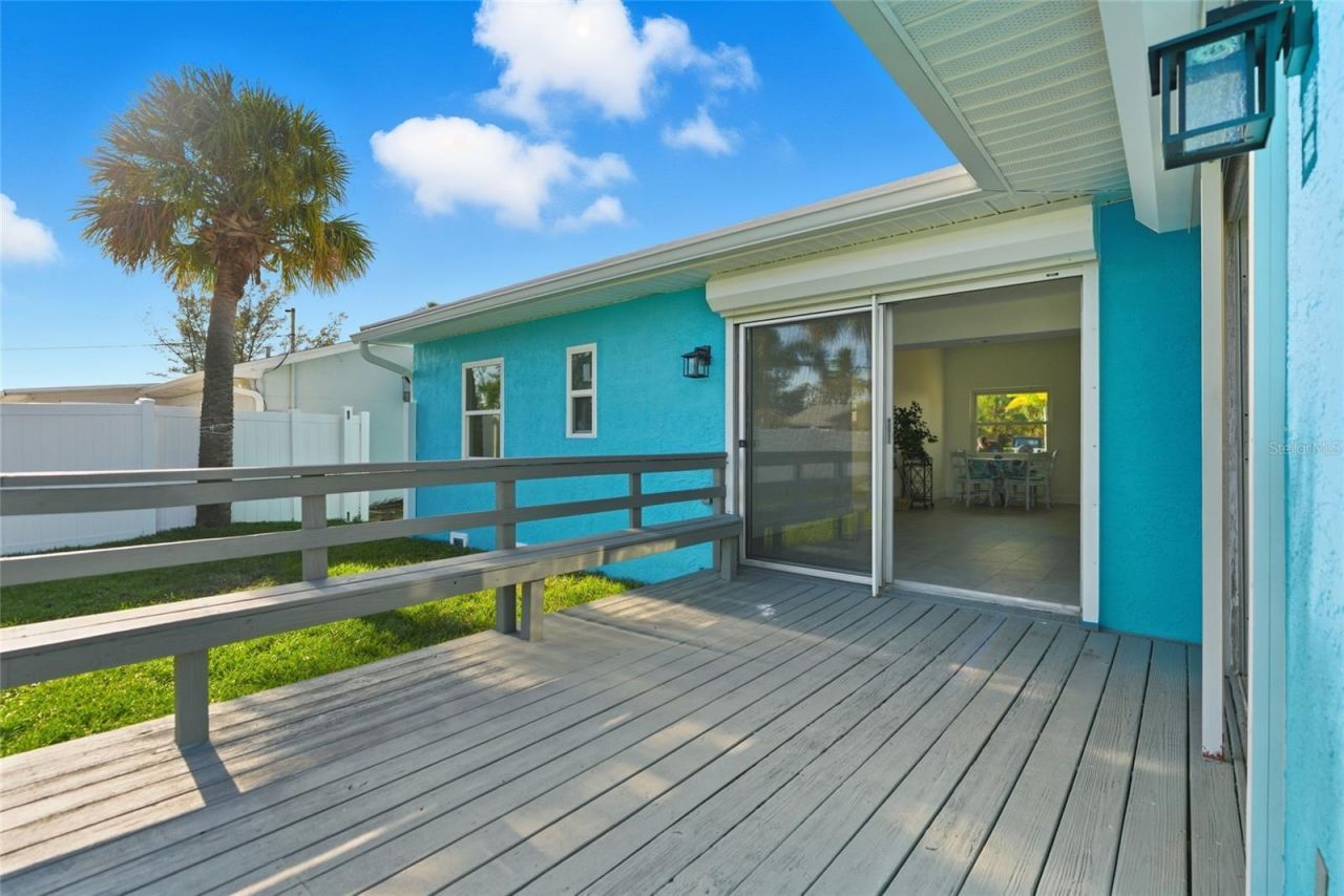 450 81st Avenue, Saint Pete Beach, FL 33706 Photo