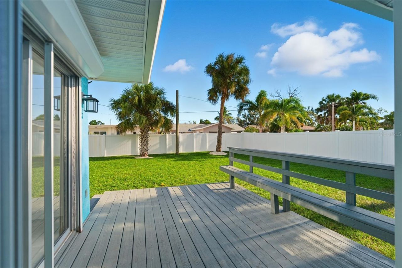 450 81st Avenue, Saint Pete Beach, FL 33706 Photo