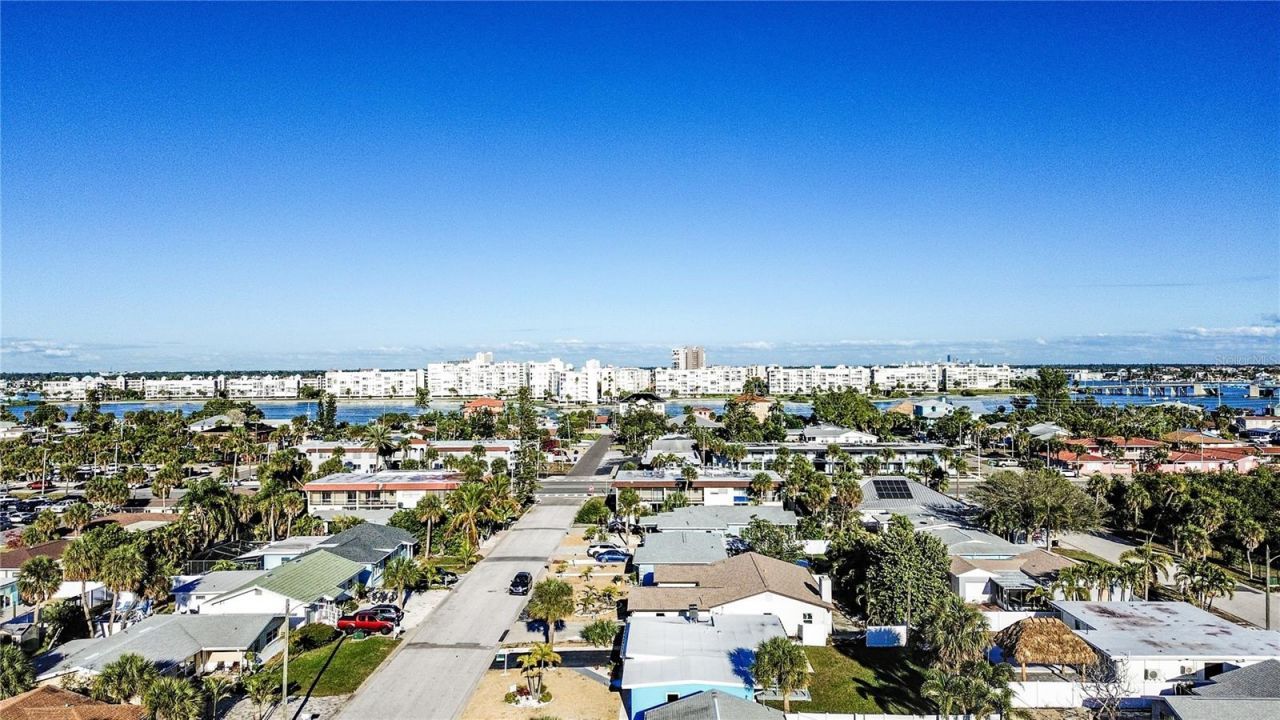 450 81st Avenue, Saint Pete Beach, FL 33706 Photo