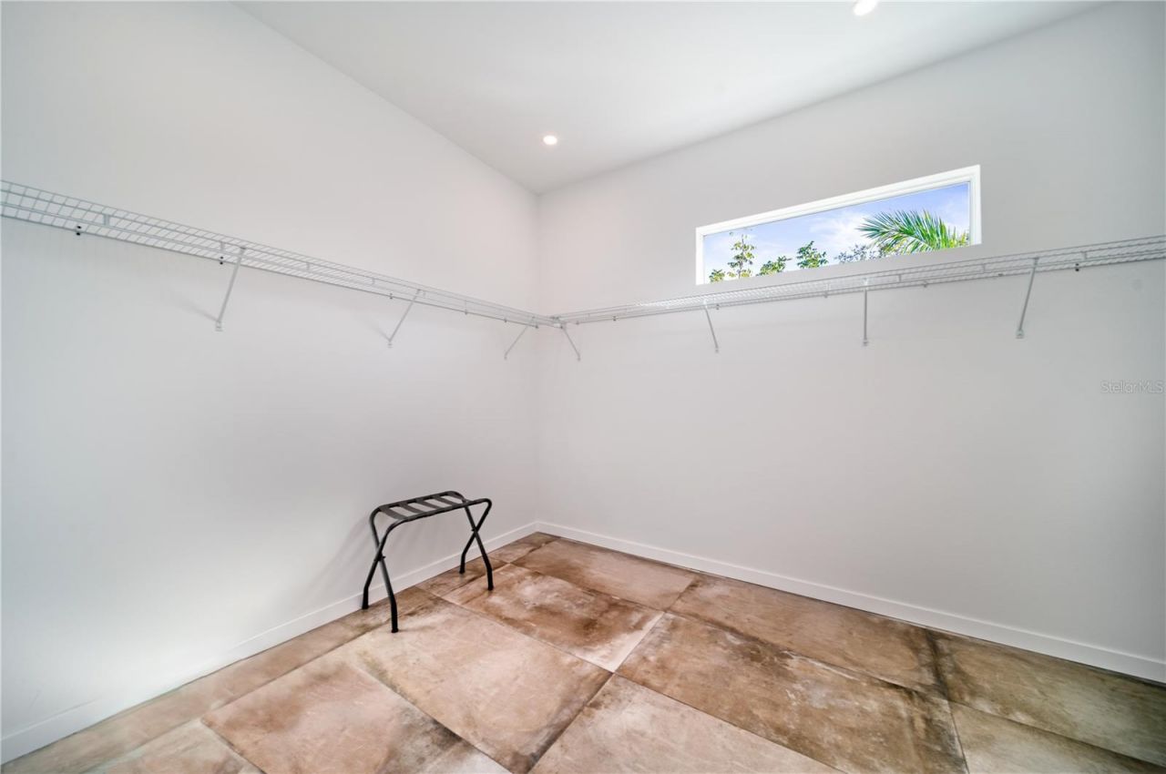 2585 Clematis Street, Sarasota, FL 34239 Photo