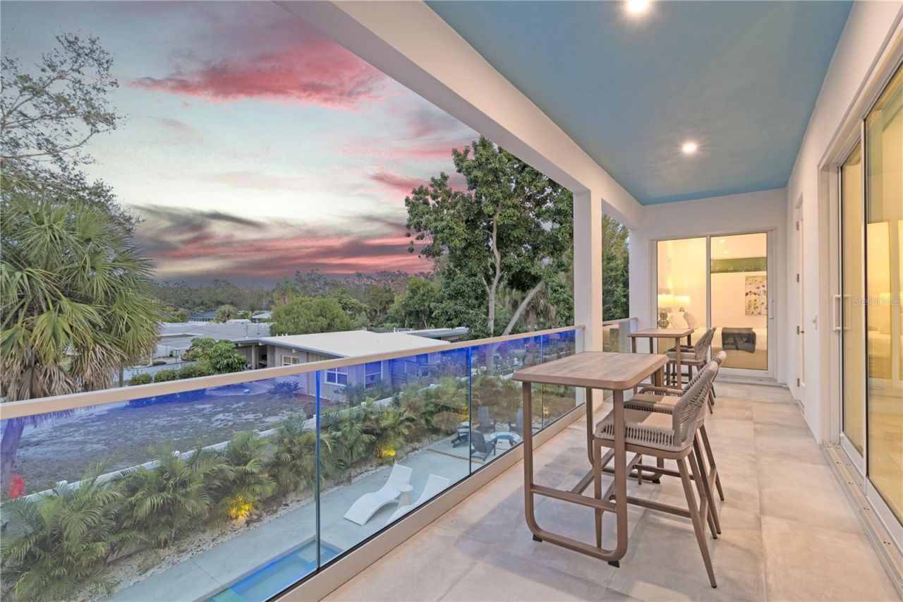 2585 Clematis Street, Sarasota, FL 34239 Photo